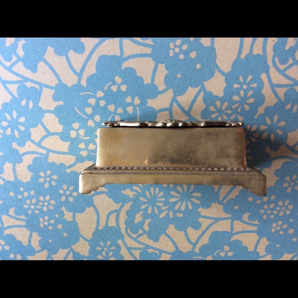 Art Nouveau Style Brass Stamp Holder - Picture 4 of 12